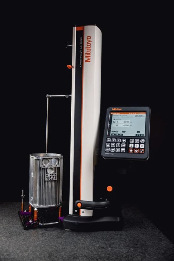 Máy đo cao LH-600 FG